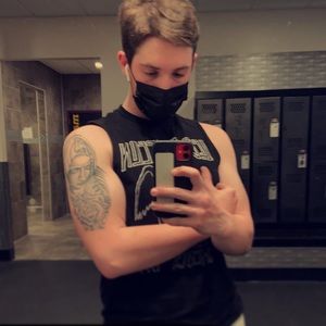 Meet your Posher, Adam